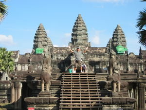Main Angkor Wat Temple 2