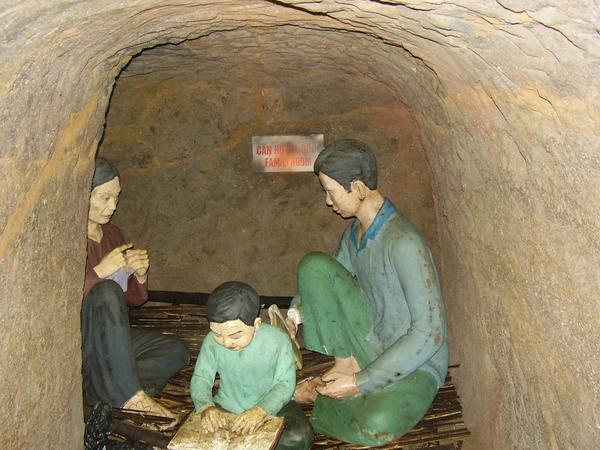 A family room in the vinh moc tunnels