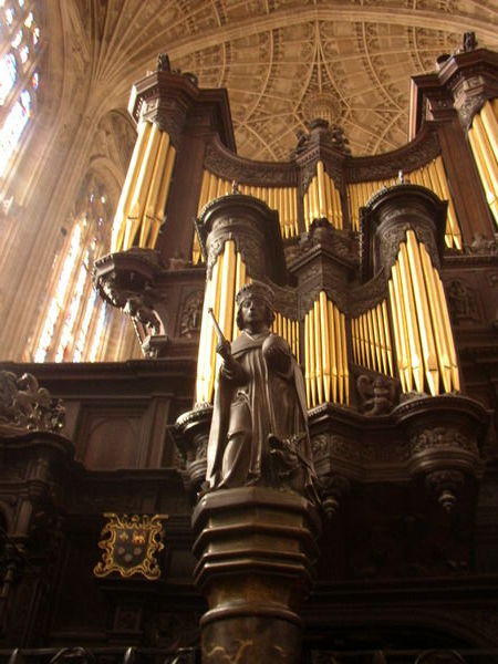 Statue and Organ