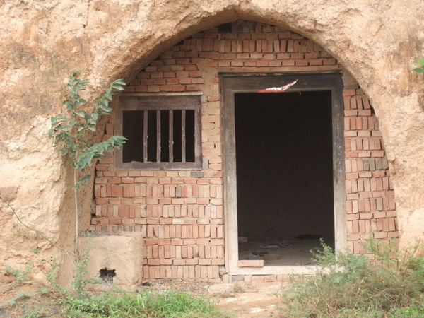 Cave house 220708
