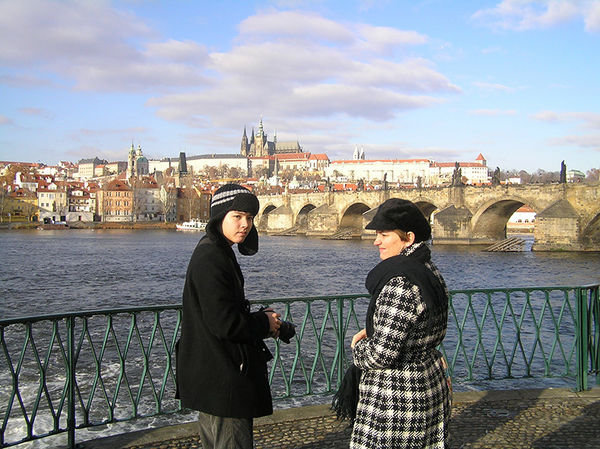 Leny and Akira by the Vltava