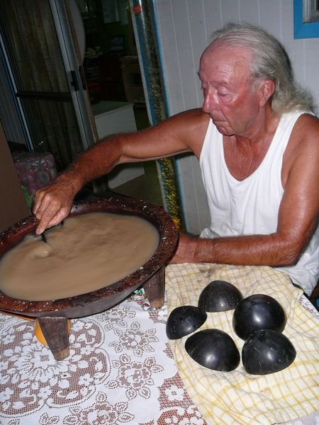 Tony preparing the 'cava ceromony'