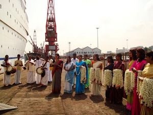 the scene when we got off the ship in india...