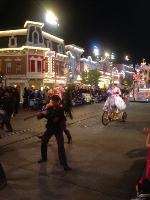 Night Parade, Disneyland