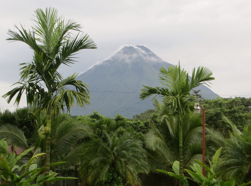 Volcan Arenal from our backpackers