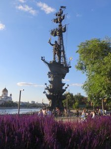 Massive memorial to Peter the Great, on the River