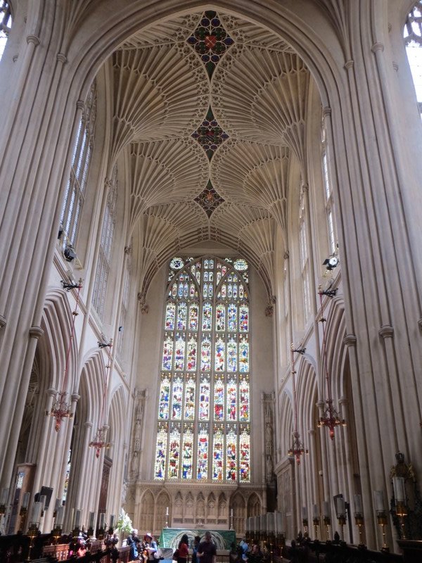 Bath Cathedral interior 