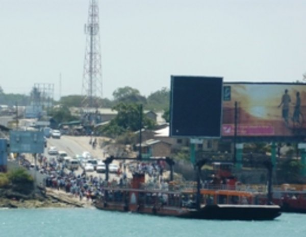 The Likoni ferry which connect the two sides of Mombasa - always busy.