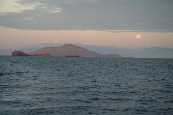 Moon setting over Rabida Island