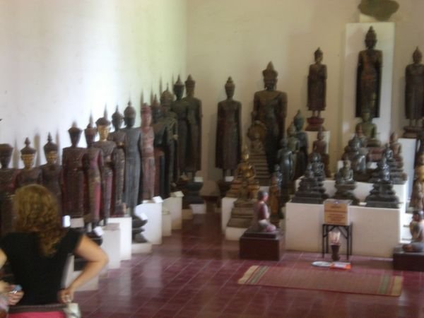 A whole room of ancient Budda statues!