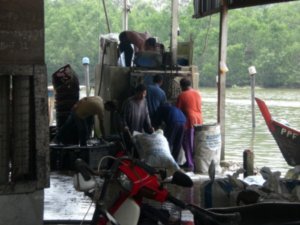 Shellfish being unloaded at the jetty/restaurant en-route to Penang