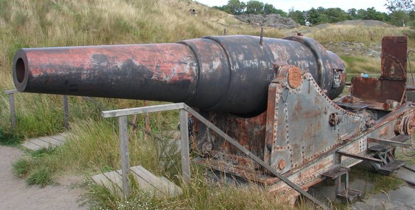 Fort cannon