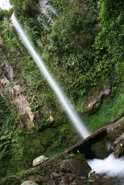 Katibawasan Falls