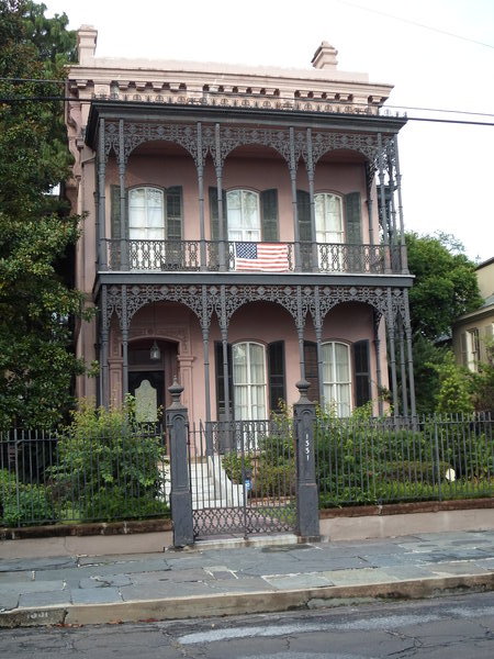 Beautiful house in the garden district