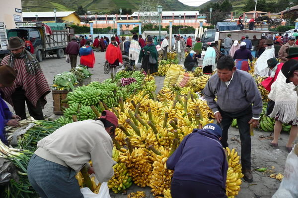 Zumbahua Saturday market