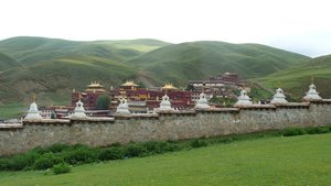 Tibetan monastery in Litang