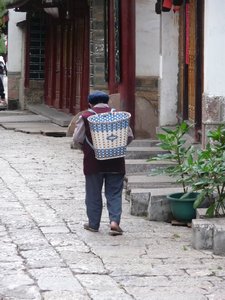 Old lady in Lijiang