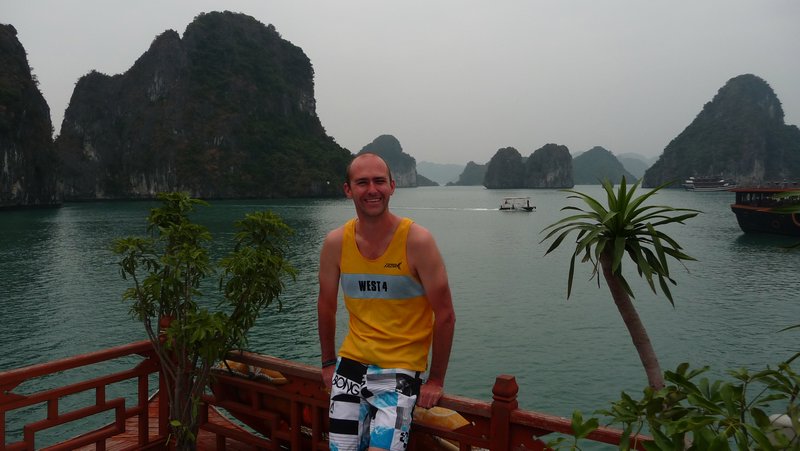 West 4 pose in Halong Bay