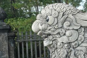 Dragon carving on a staircase