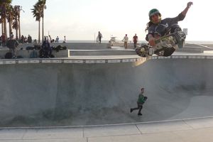 Defying gravity on Venice Beach
