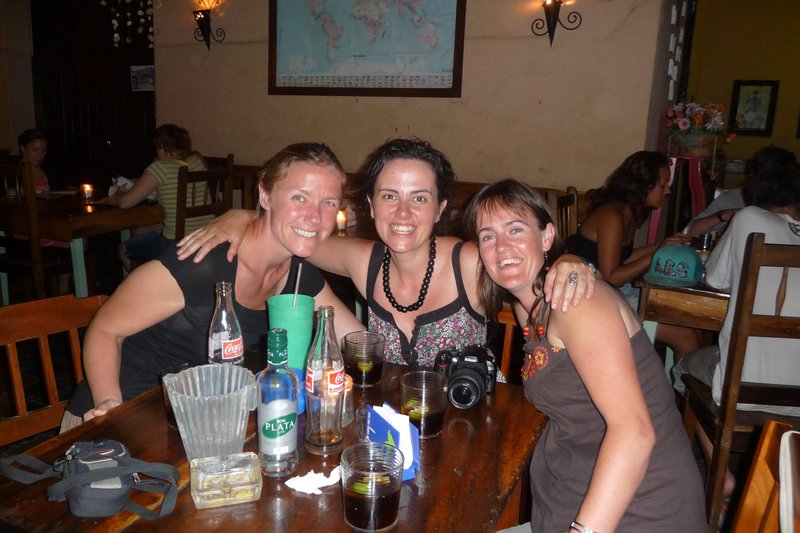 Helen, Joanna & Zoe catch up over Cuba Libres