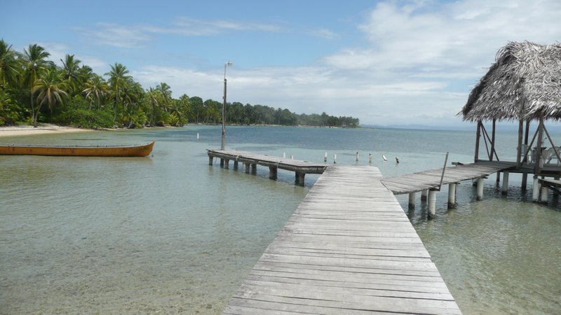 The shoreline at Bocas Del Drago