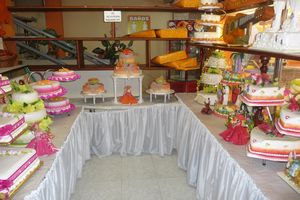 Amazingly decorated cakes in Colombia
