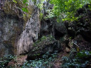 Taman Nagara  - dans la cave ou l'on passea la nuit (3)