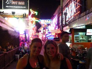 Bangkok - L'endroit des vieux qui sortent avec des prostitues