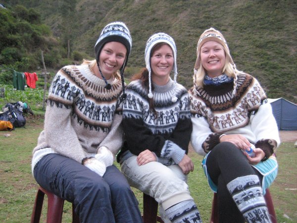 Norwegian girls decked out in alpaca!