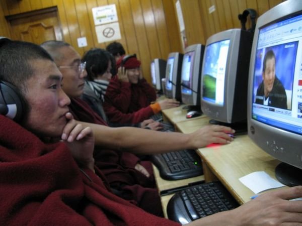 Buddhist Monks and Nuns 