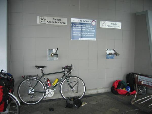 Bike building at Auckland Airport