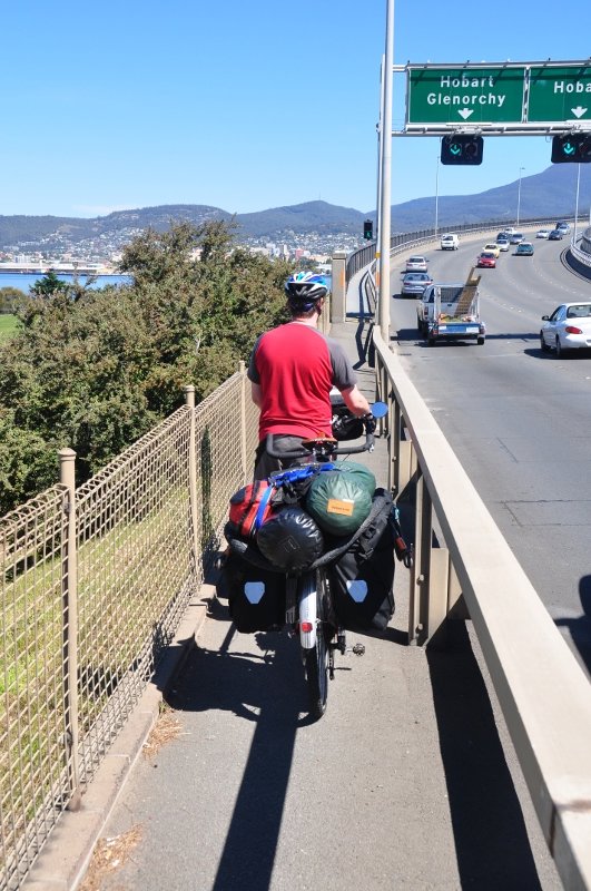 The not so mighty Tasman Bridge cycle path