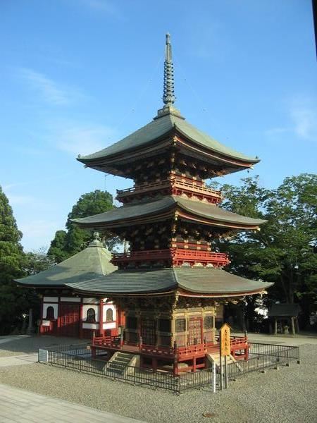 Three storey pagoda