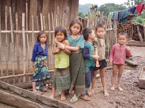 Hmong Kids 