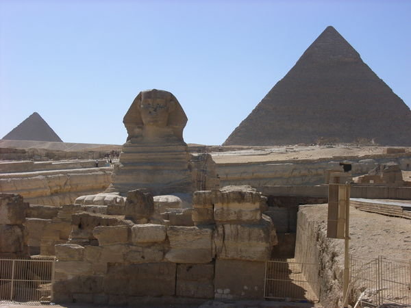 Classic Sphinx and Great Pyramid Picture