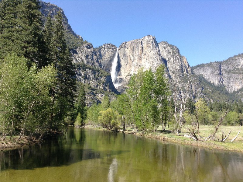 Upper Yosemite falls from valley loop trail