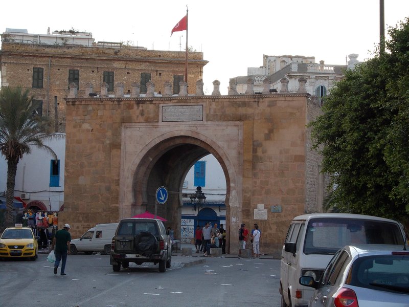 Tunis pic