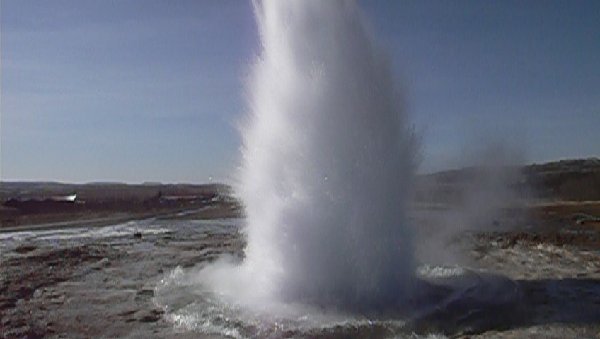 Geysir: during the explosion