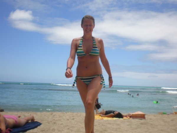 Vilde paa Waikiki beach!