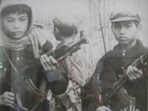 Young killers of the Khymer Rouge