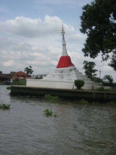 The Stupa at Wat Paramaiyikawas
