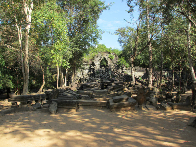 Beng Mealea Temple Entrance