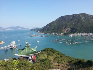 About a 1 hour walk to the other side - Lamma Island