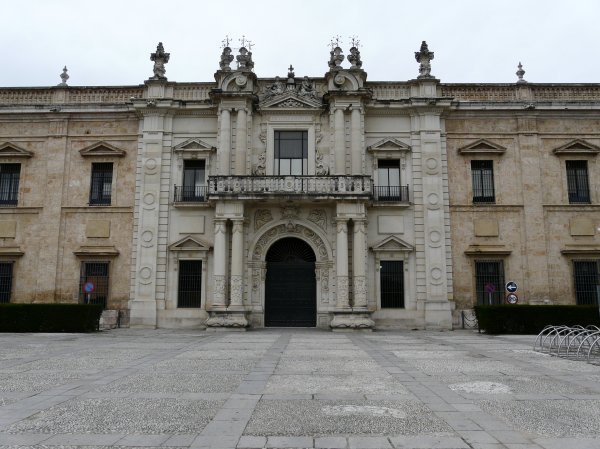 Main building of la Universidad de Sevilla