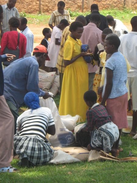 clients distributing food