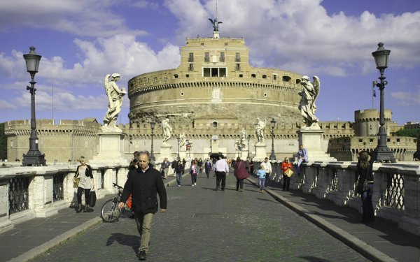 Castel St Angelo from Ponte St Angelo