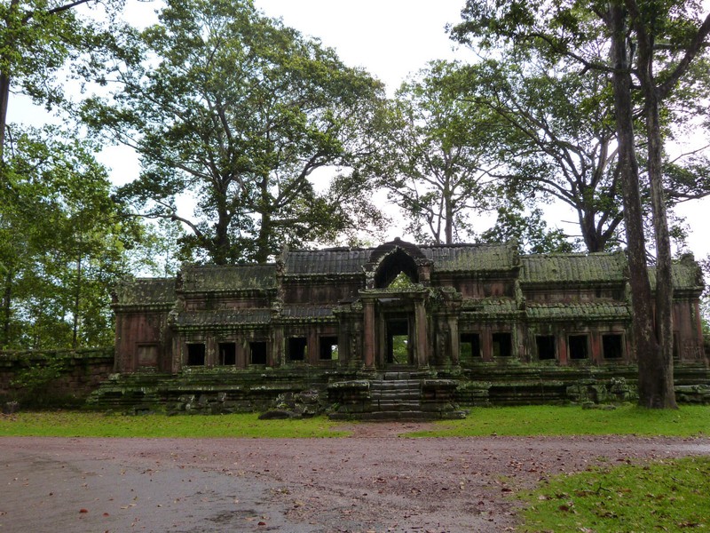 Angkor Wat, East Gate