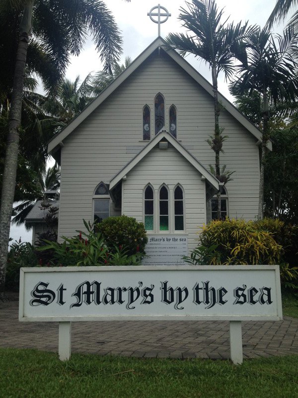 Cute little chapel in Port Douglas