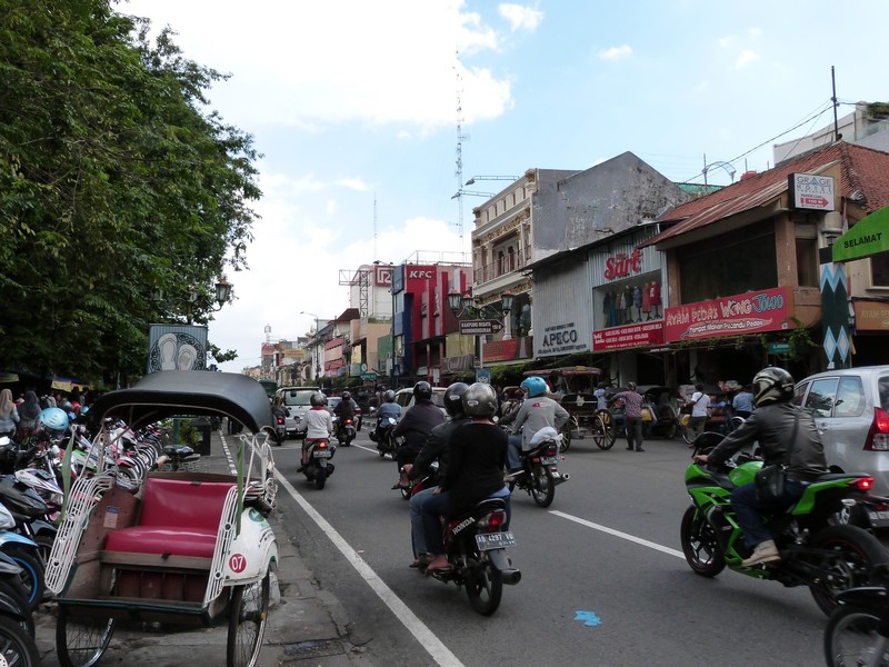 Busy street, Yogyakarta